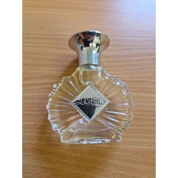 Areej Le Dore Le Mitti