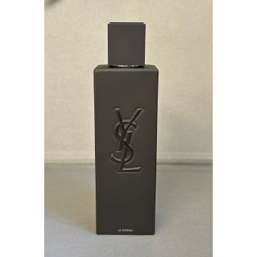 Yves Saint Laurent MYSLF Le Parfum