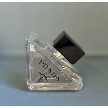 Prada Paradoxe Virtual Flower