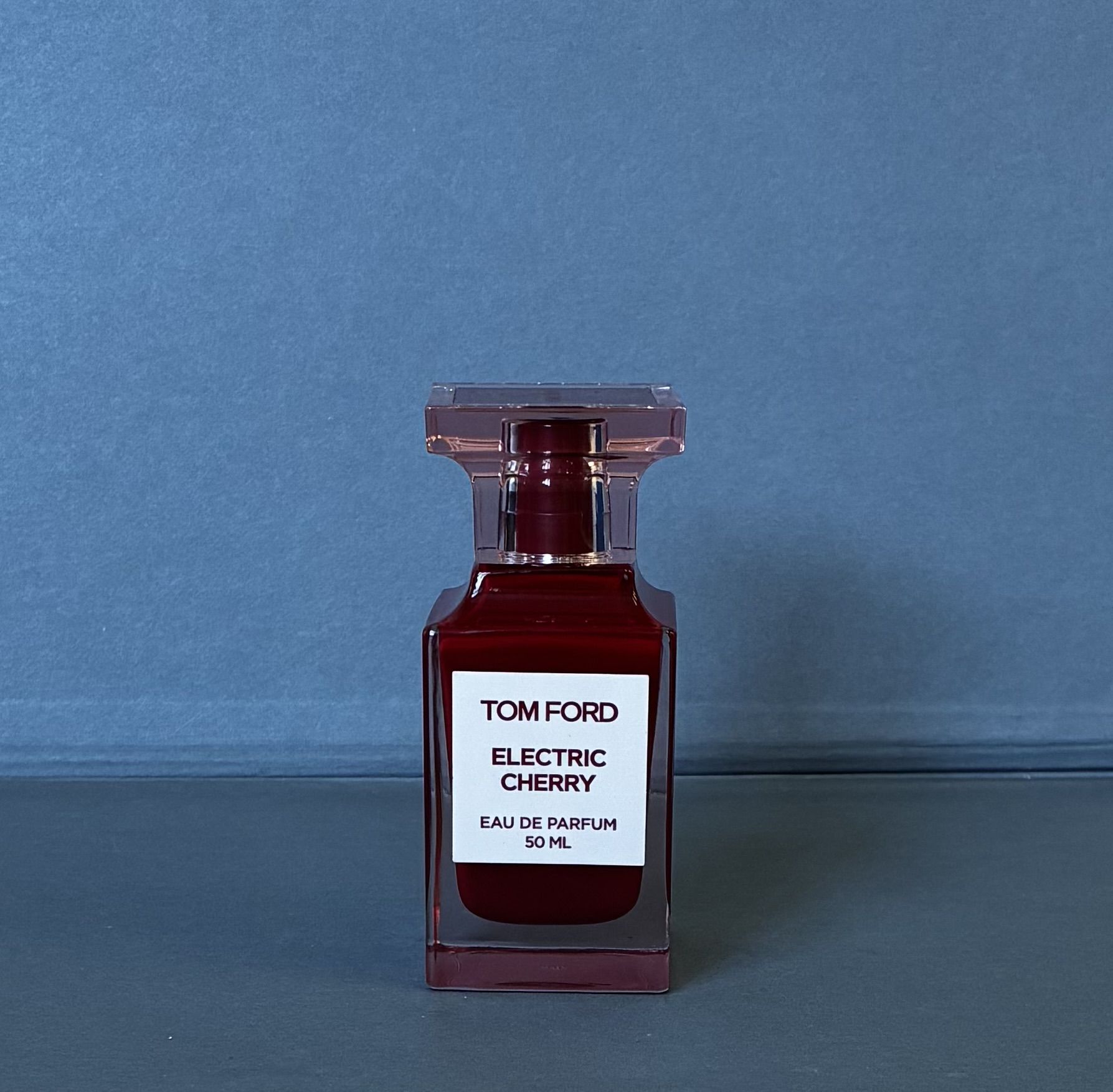 m*a様 TOM FORD ELECTRIC CHERRY 30ml トムフォード TOM FORD ELECTRIC CHERRY エレクトリック チェリー 30ml
