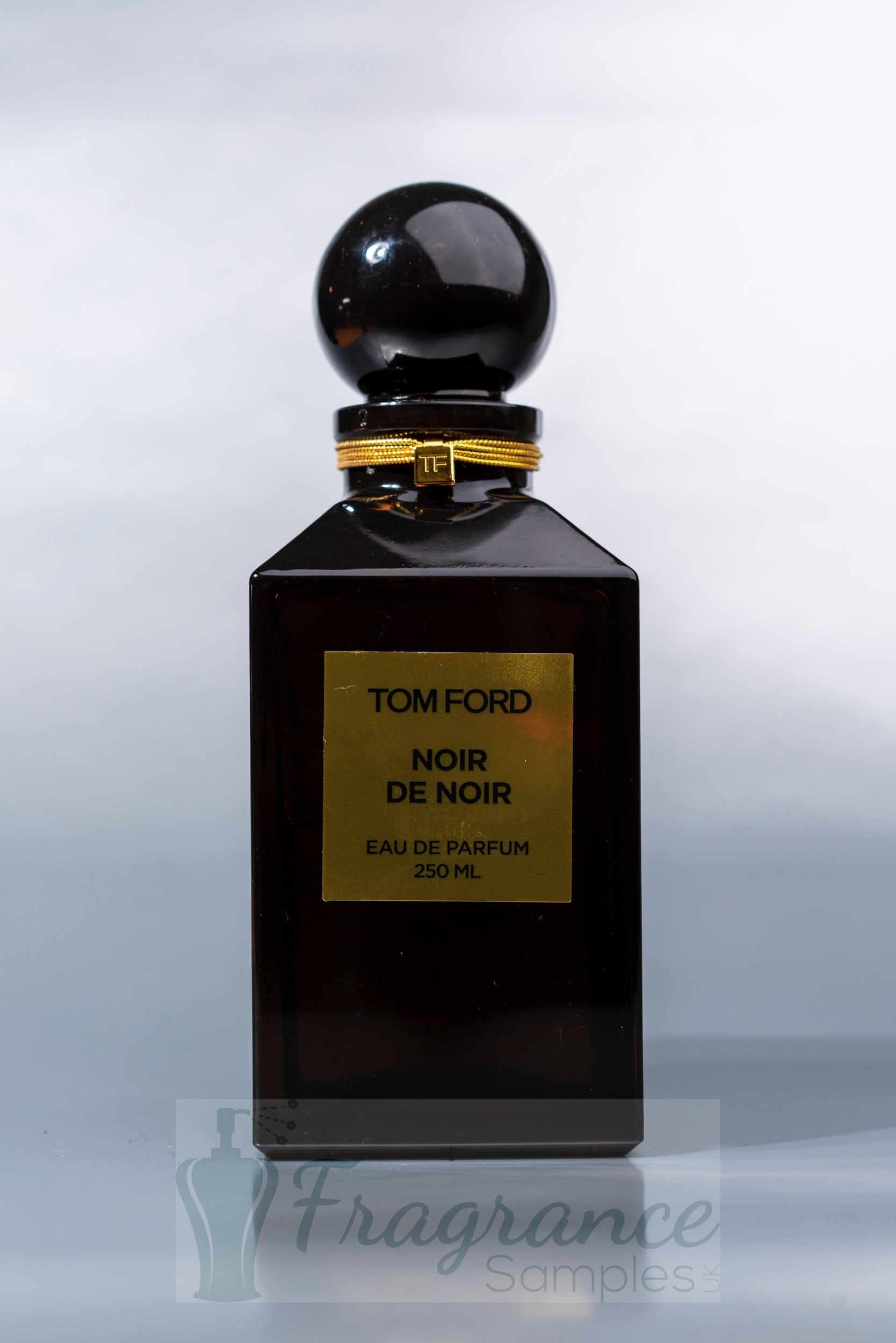 香水(男性用) TOM FORD NOIR DE NOIR 2012 Tom Ford Private Blend Noir de Noir - 10ML TRAVEL SPRAY